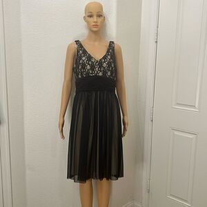 K Jordan Dress Black Sz 14 Tan Black Sheer Floral Lace V Neck Short Sleeve Midi